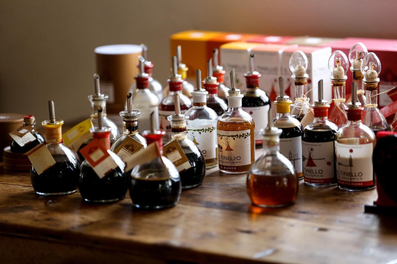 Le Dimore De Il Borgo Del Balsamico Albinea Eksteriør billede